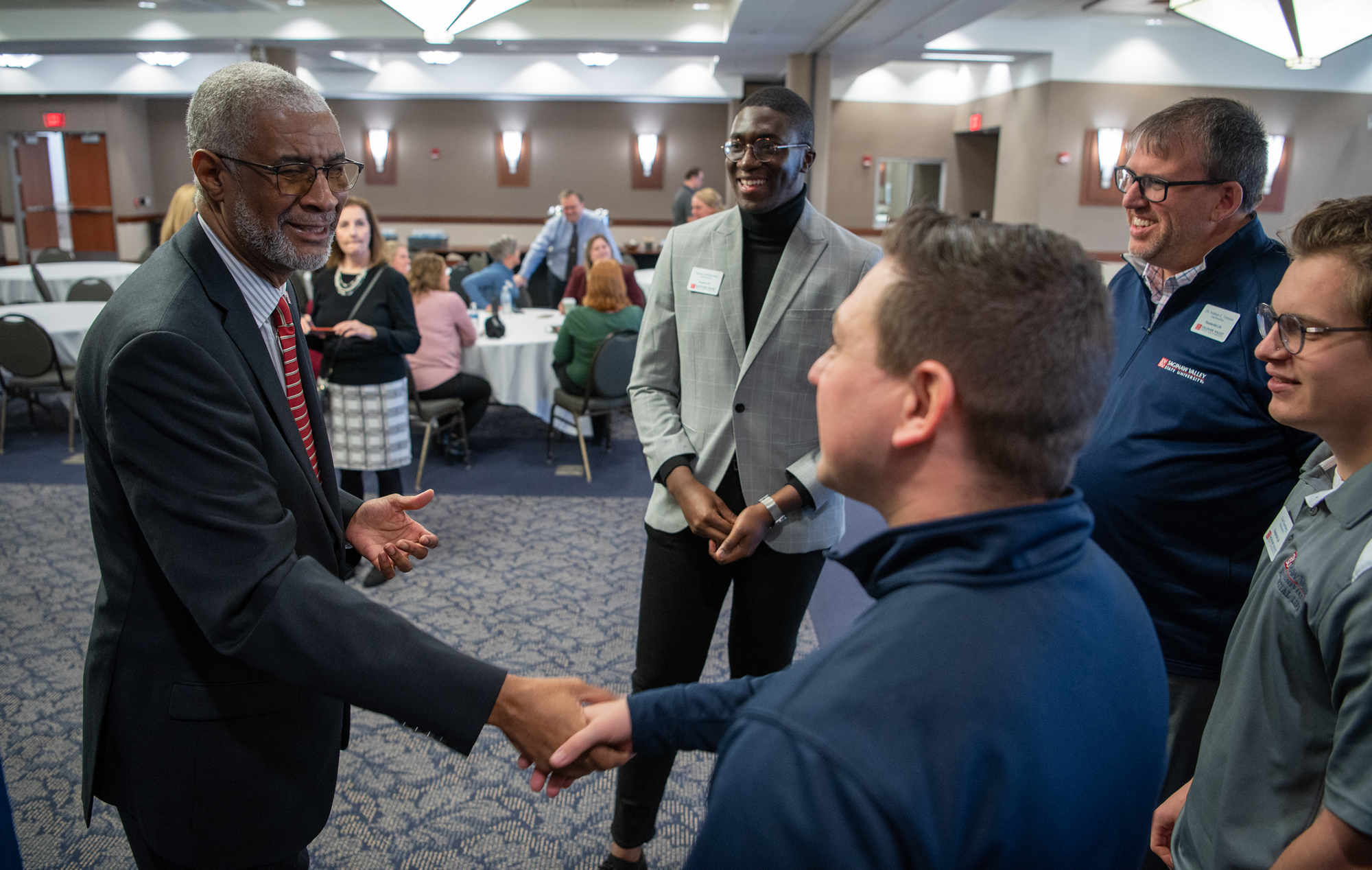 George Grant Jr. meeting with four SVSU Faculty and Staff
